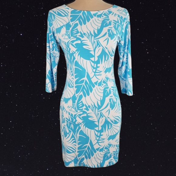 Palm Beach Chic Tropical Print Shift Dress 3/4 sleeves , Resort style.  Size XS - Picture 2 of 9